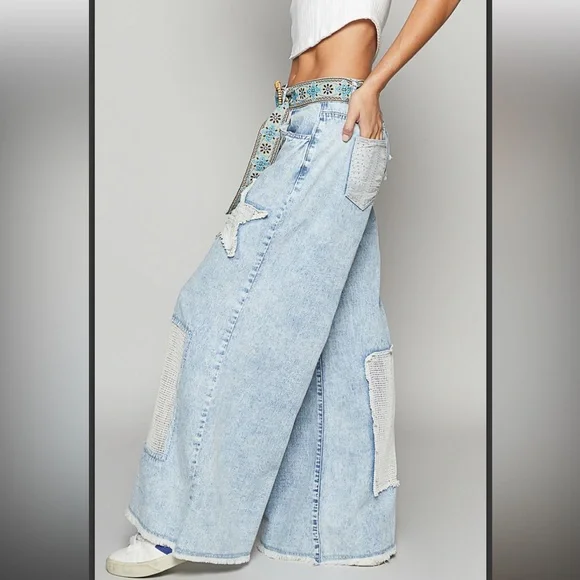 100 🎉POL Crochet See Through Star pants - Picture 2 of 5